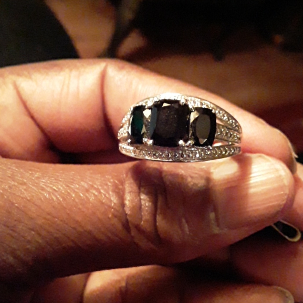 Black spinel